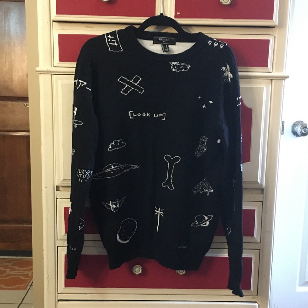 Like New Men’s M Graphic Sweater Forever 21